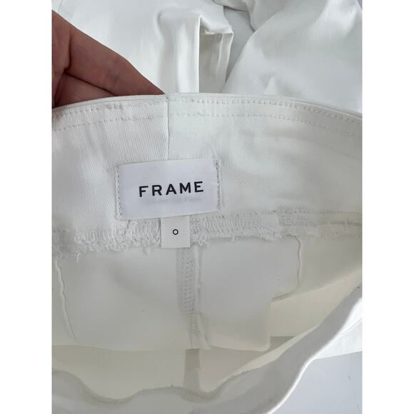 Frame The Jetset Wide Leg in White - Picture 9 of 15
